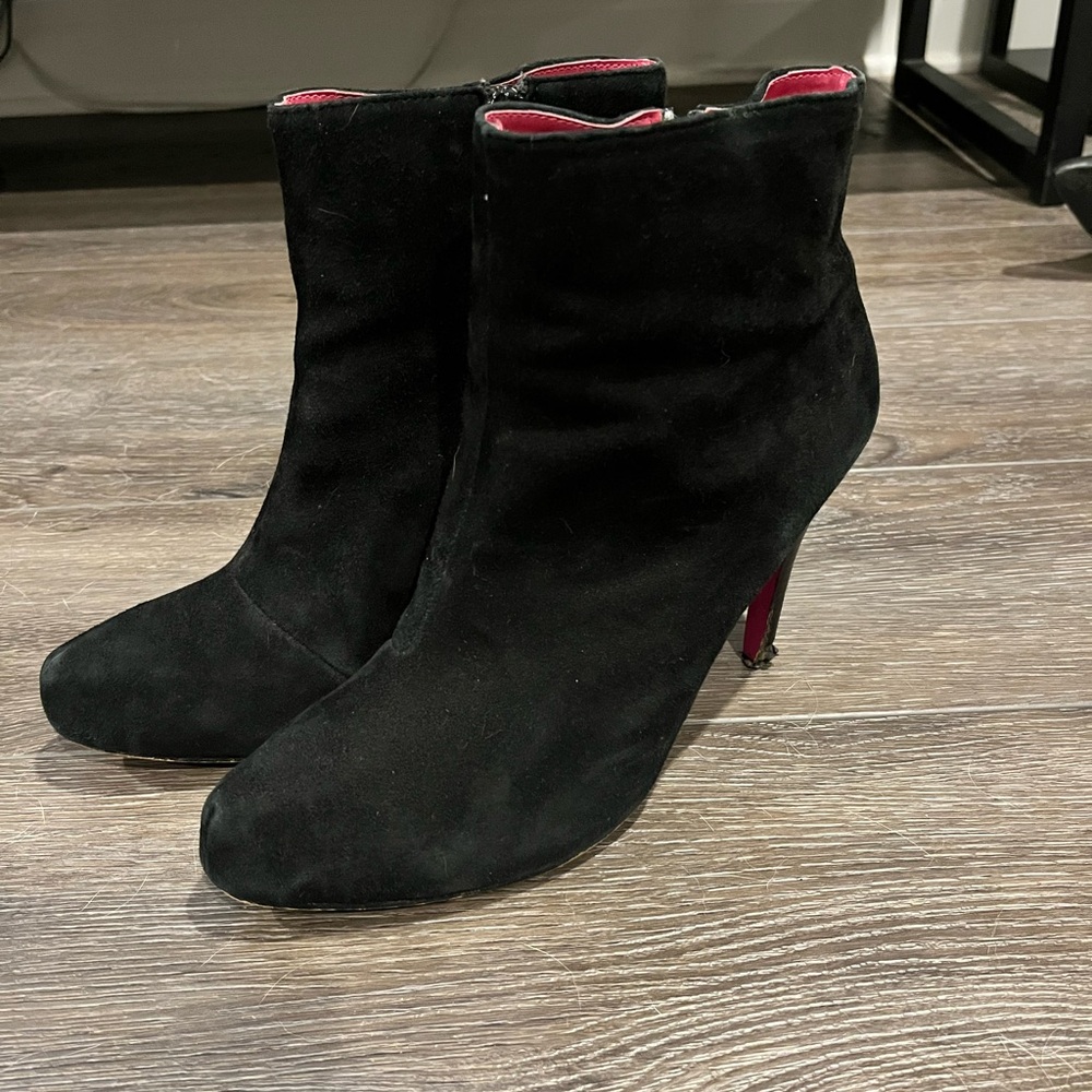 Barbie Black and Pink Heeled Boots